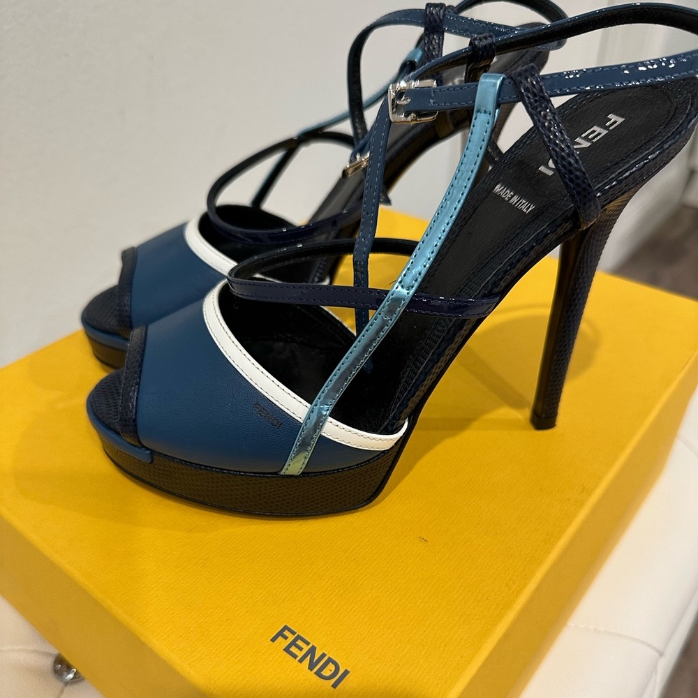 FENDI PLATFORMS - Picture 3 of 4